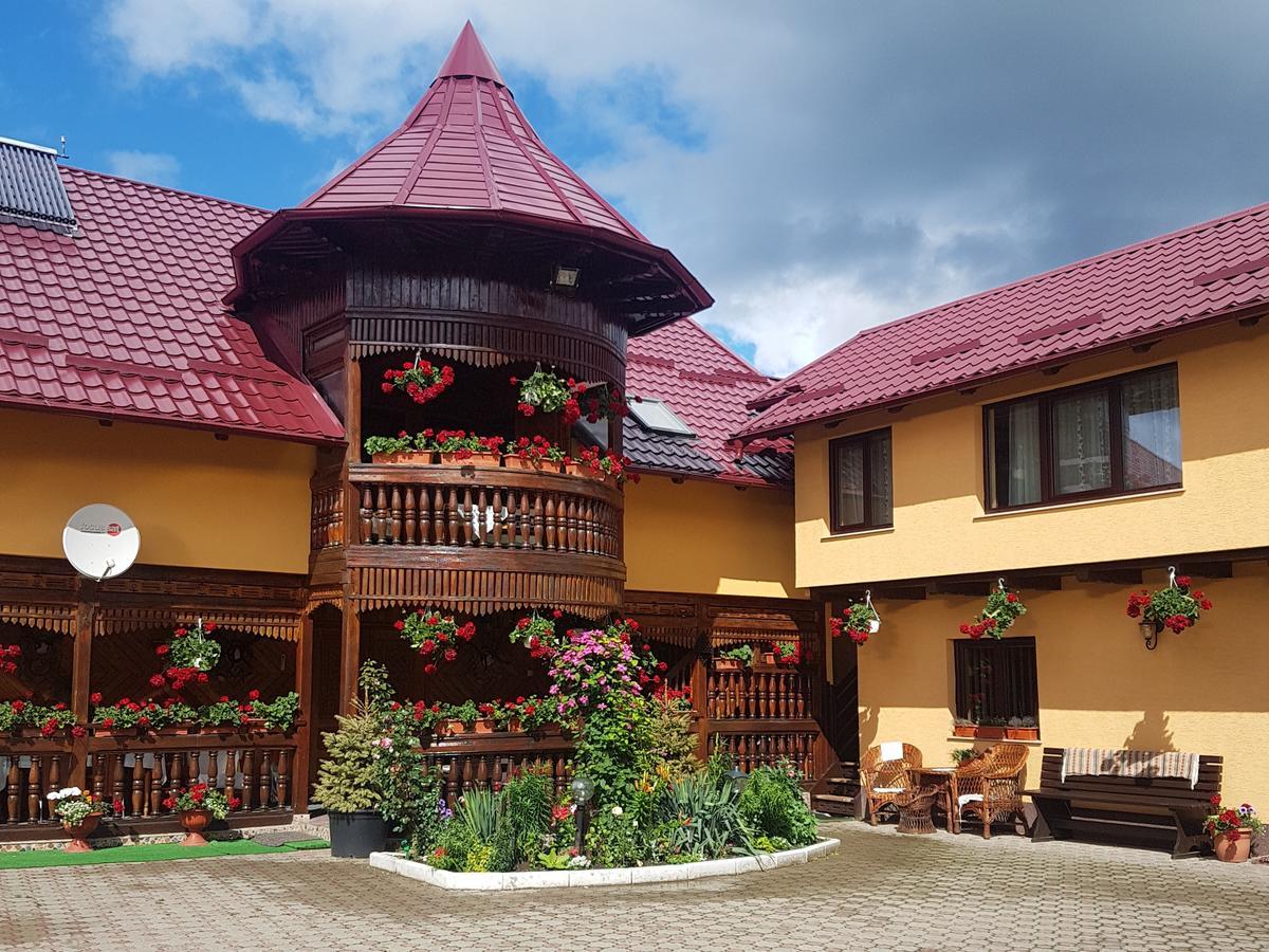 Pensiunea Casa Cristina Câmpulung Moldovenesc Exteriér fotografie